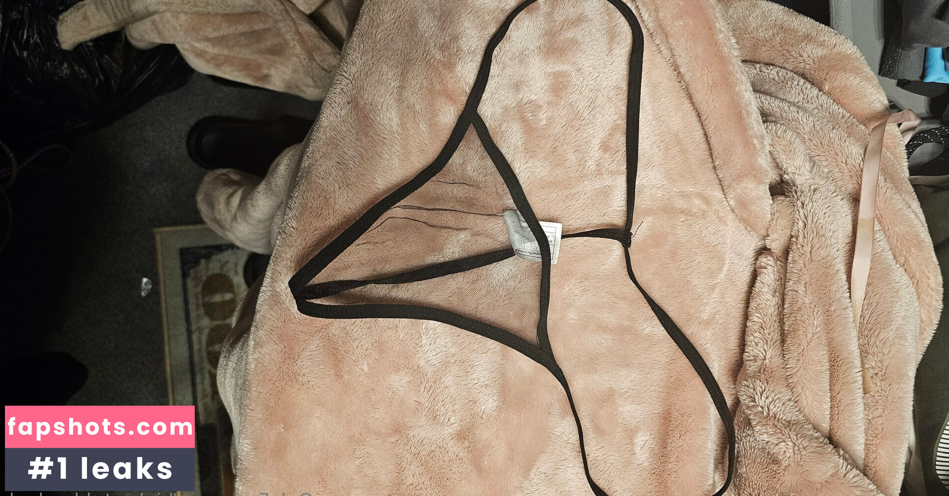 bigbustyblondeuk gallery photo #2