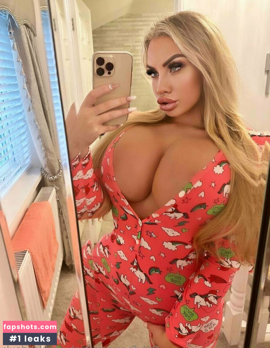 bigbustyblondeuk gallery photo #33