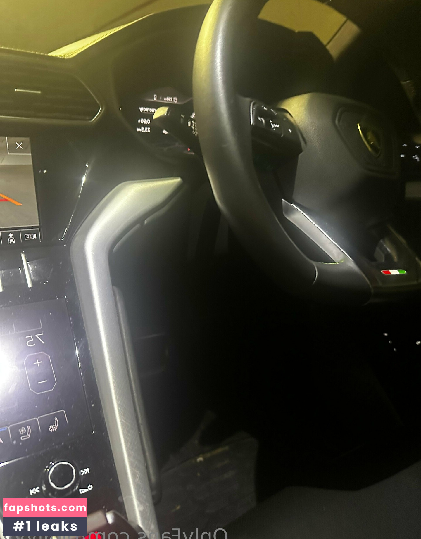 biglivvv gallery photo #7