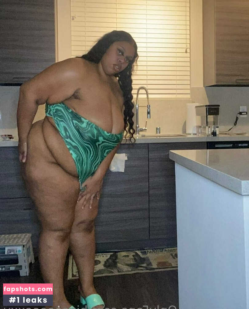 bigseeeeexxy Nude Leaks OnlyFans Photos #215 - Fapshots