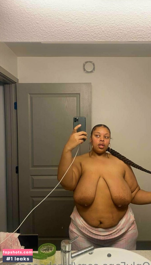 bigseeeeexxy Nude Leaks OnlyFans Photos #276 - Fapshots