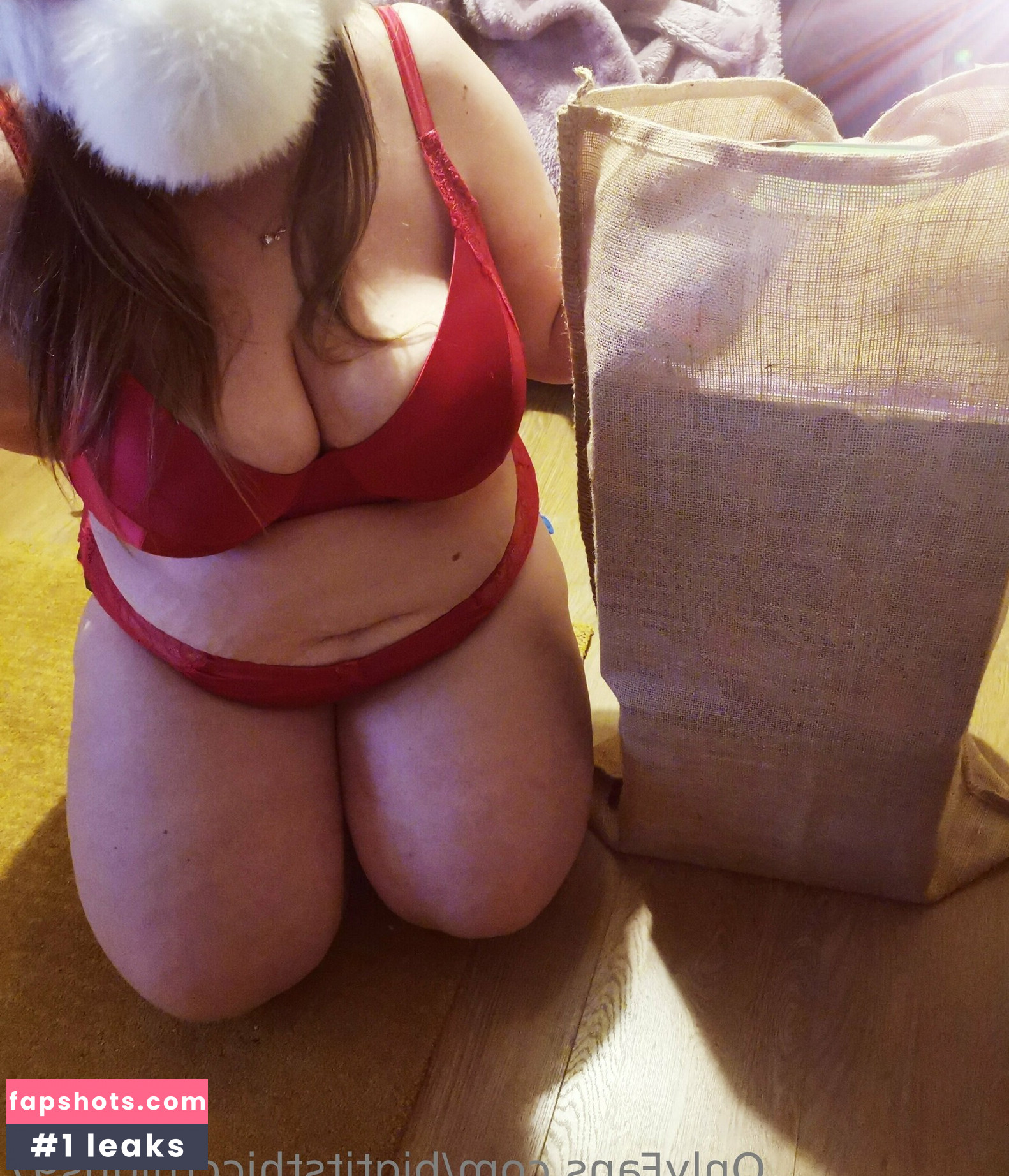 bigtitsthiccthighs97 gallery photo #16