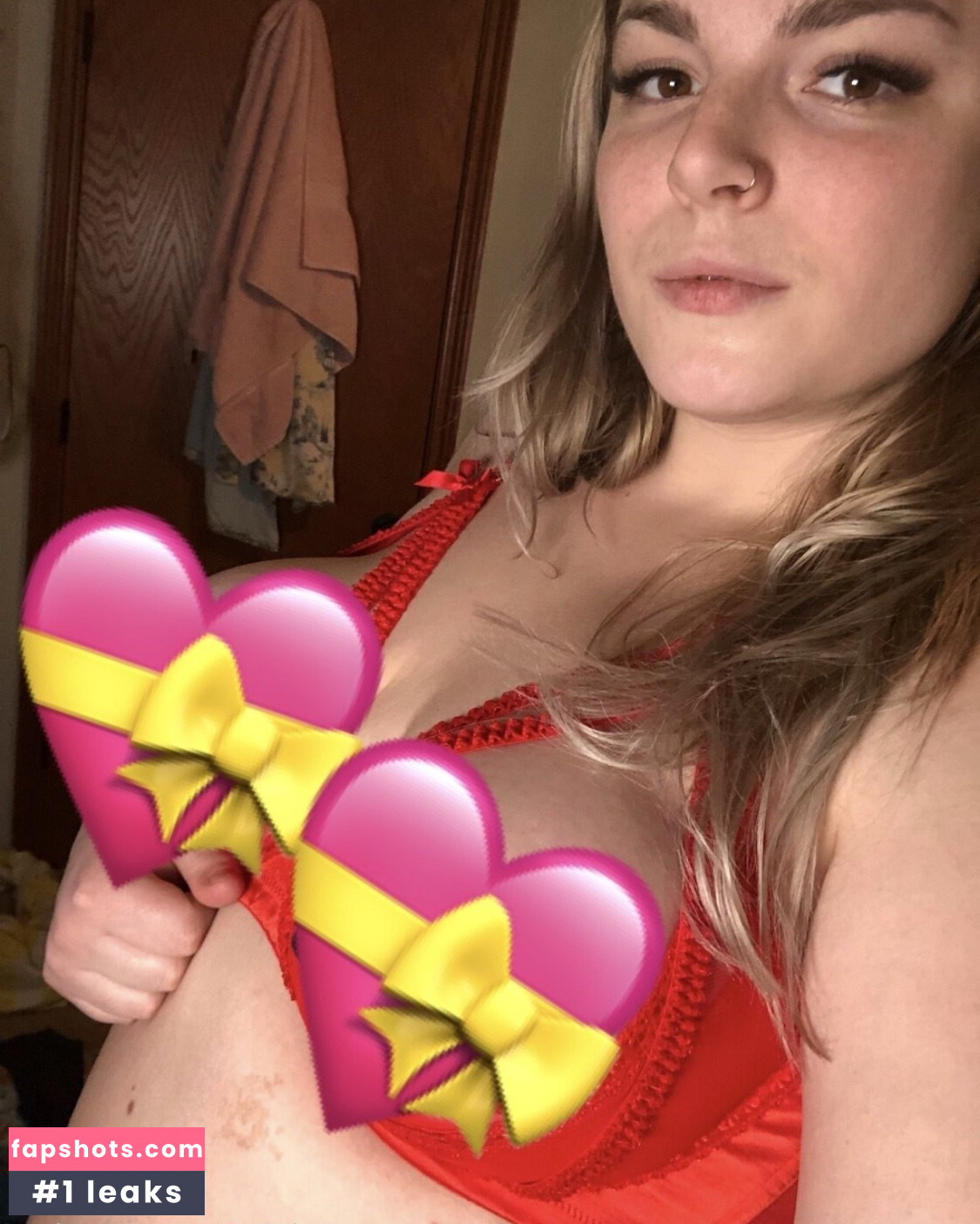 Bijou Demi gallery photo #36