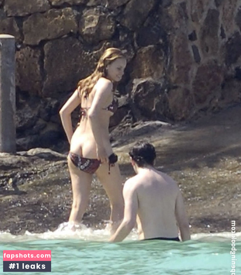 Bijou Phillips gallery photo #107