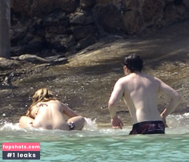 Bijou Phillips gallery photo #109