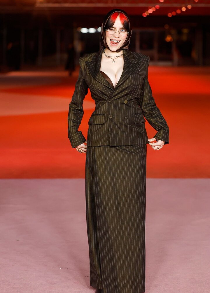 billie-eilish gallery photo #1284