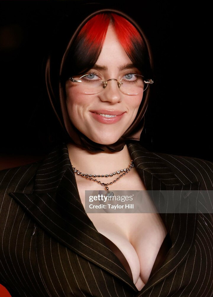 billie-eilish gallery photo #1301