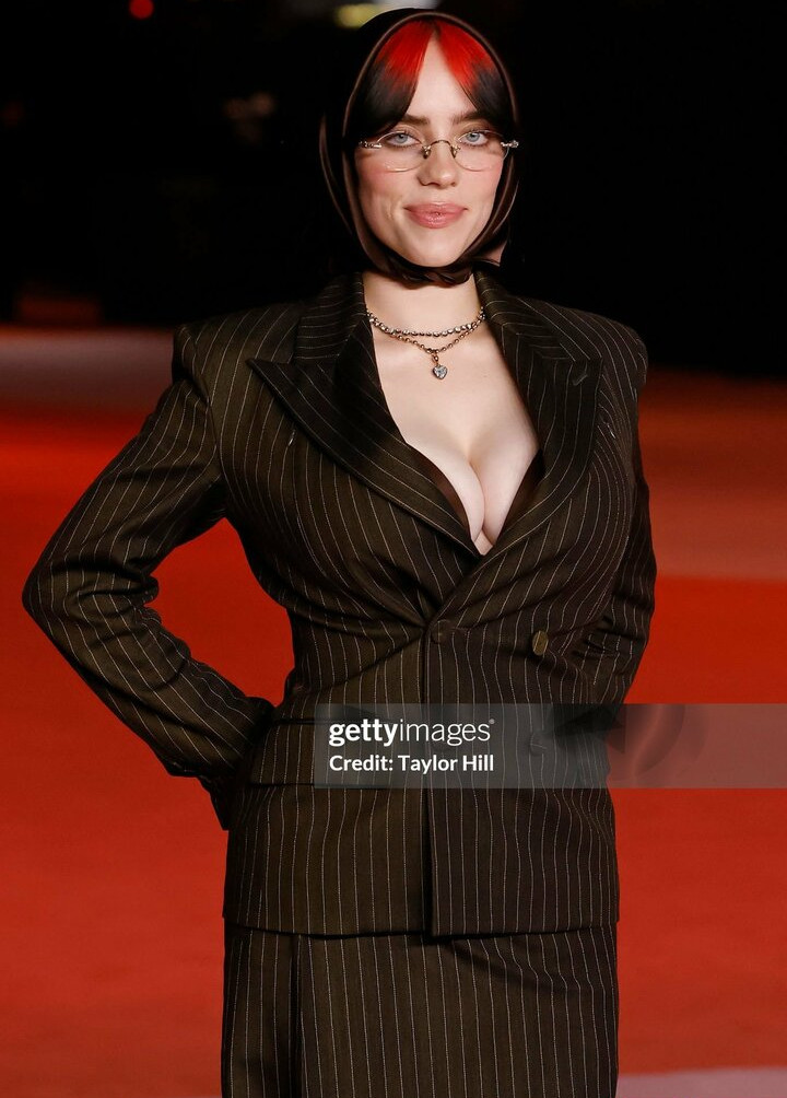 billie-eilish gallery photo #1305