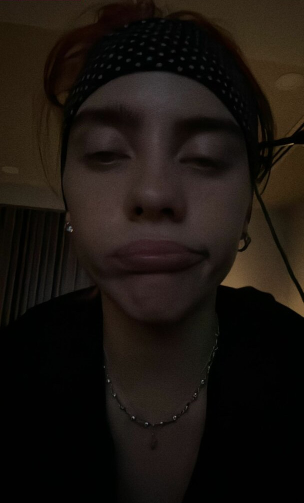 billie-eilish gallery photo #1329