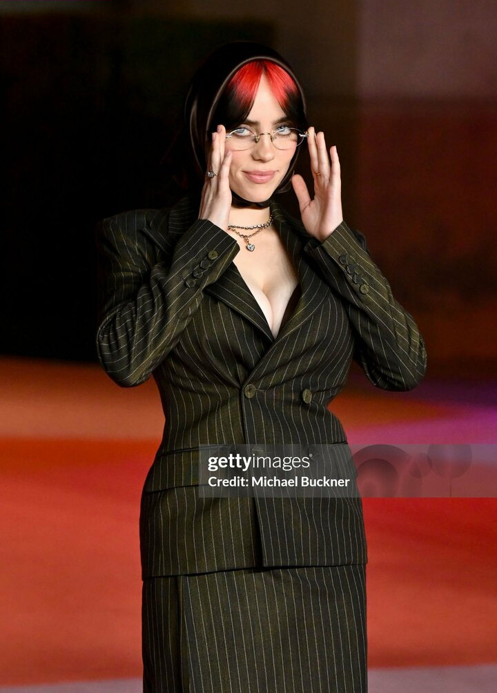 billie-eilish gallery photo #1342