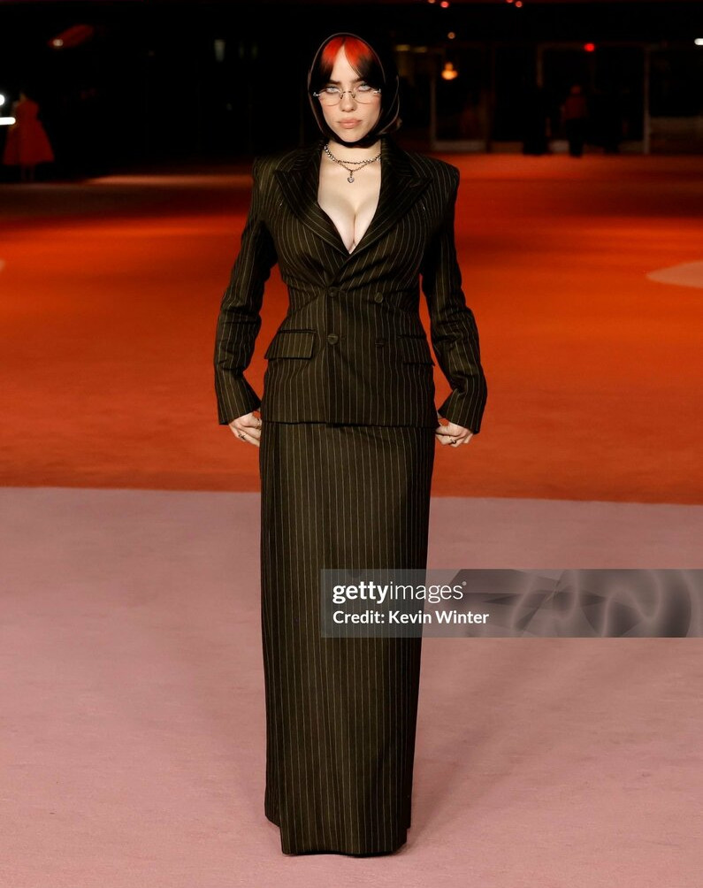 billie-eilish gallery photo #1344