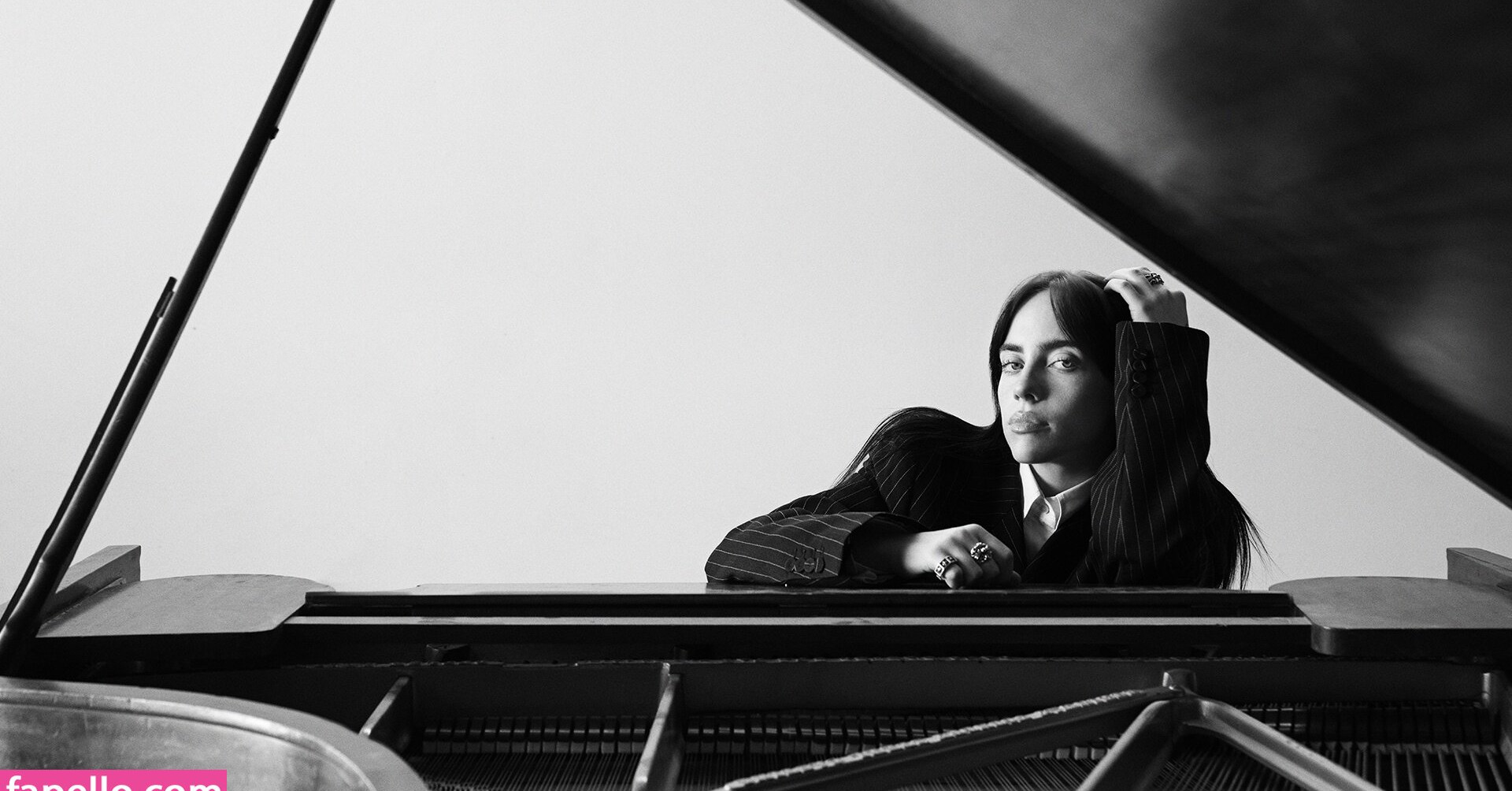 billie-eilish gallery photo #1497