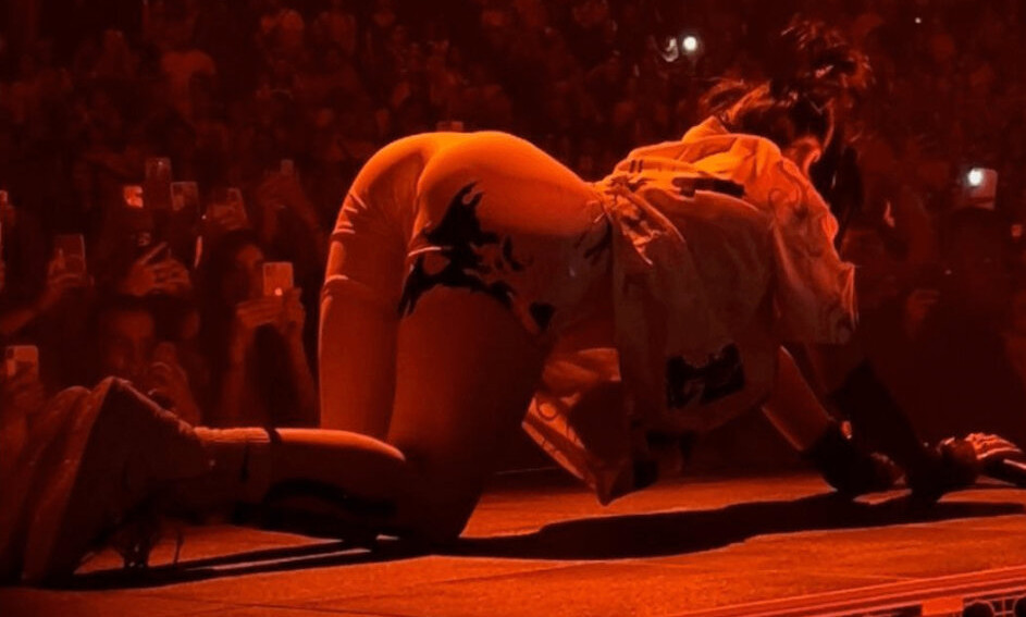 billie-eilish gallery photo #1543