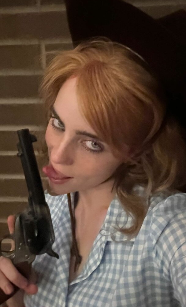 billie-eilish gallery photo #1608