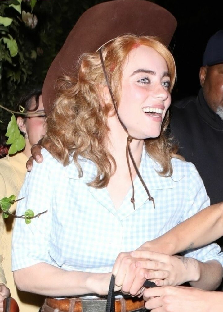 billie-eilish gallery photo #1616