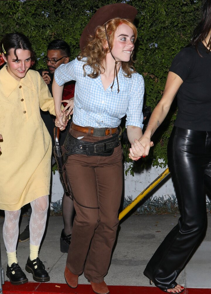 billie-eilish gallery photo #1618