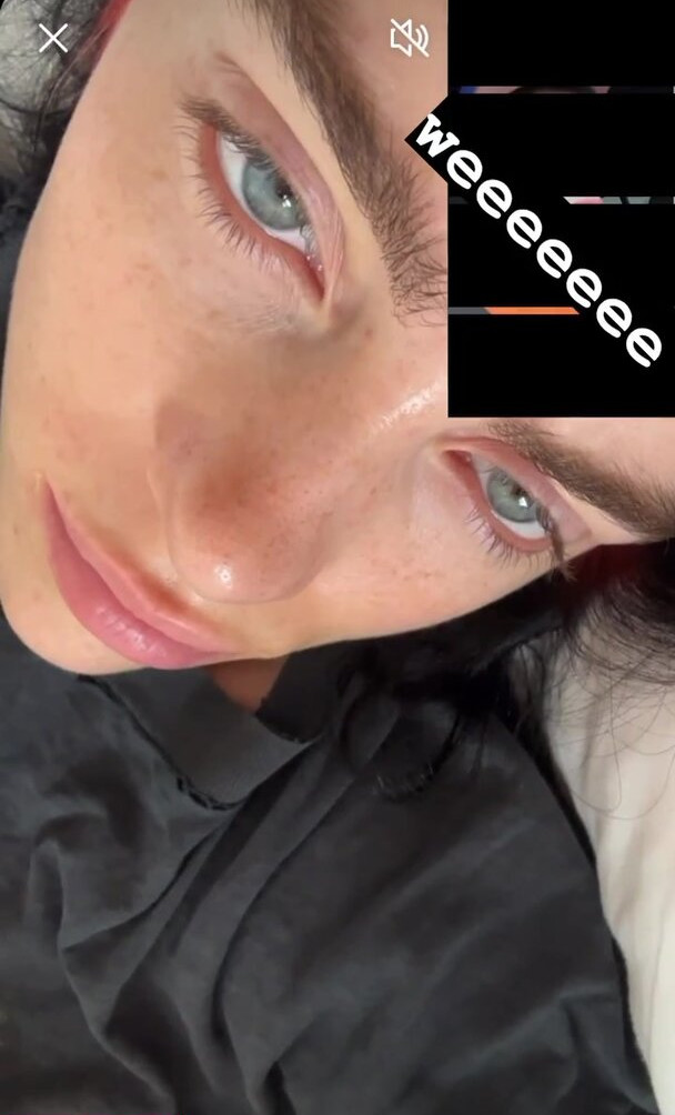 billie-eilish gallery photo #1678