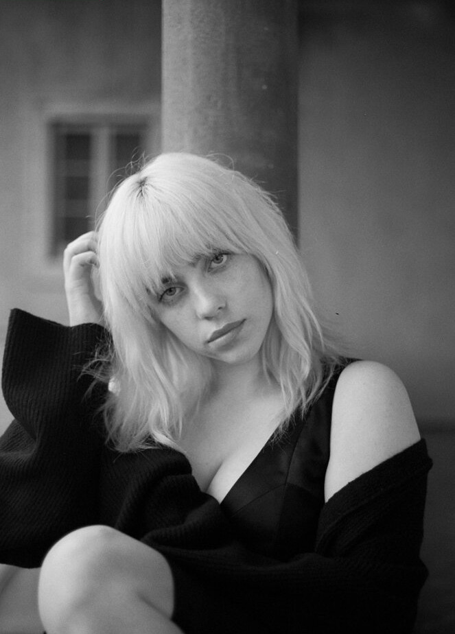 billie-eilish gallery photo #1692