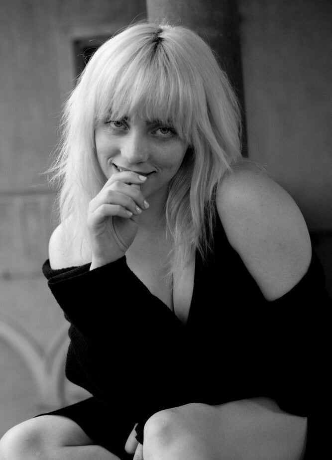 billie-eilish gallery photo #1900