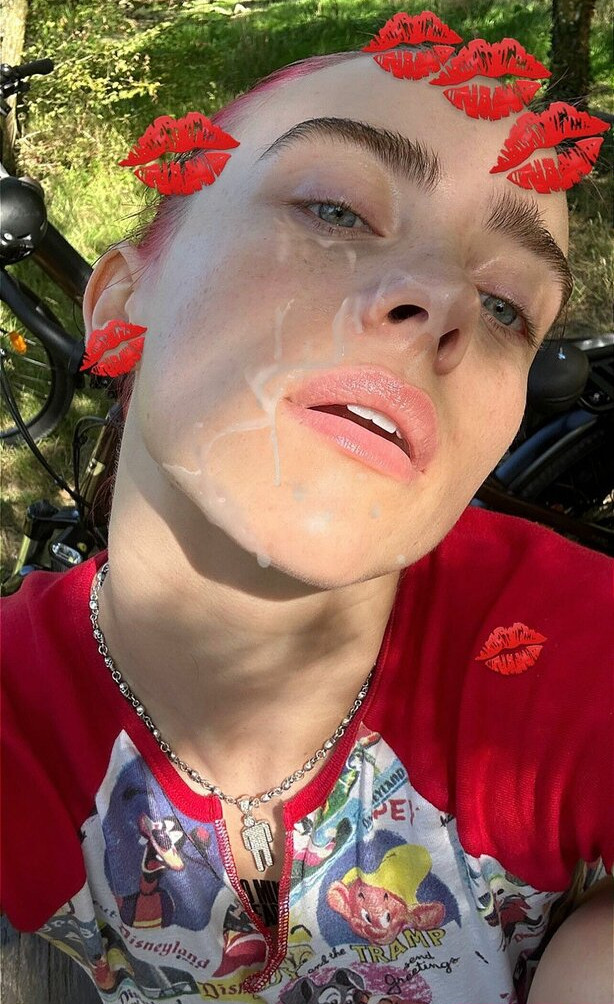 billie-eilish gallery photo #1913