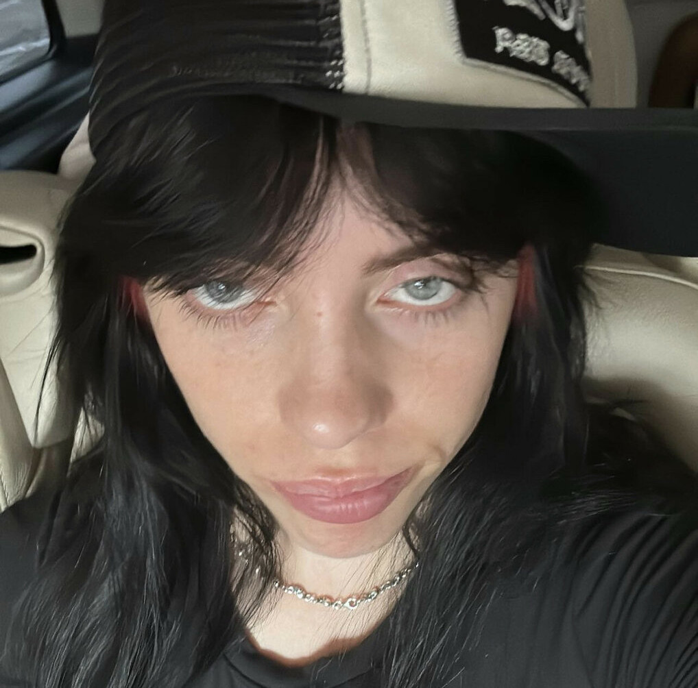 billie-eilish gallery photo #1923