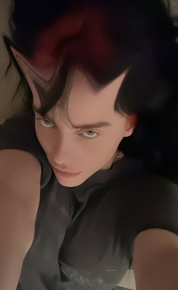 billie-eilish gallery photo #1924