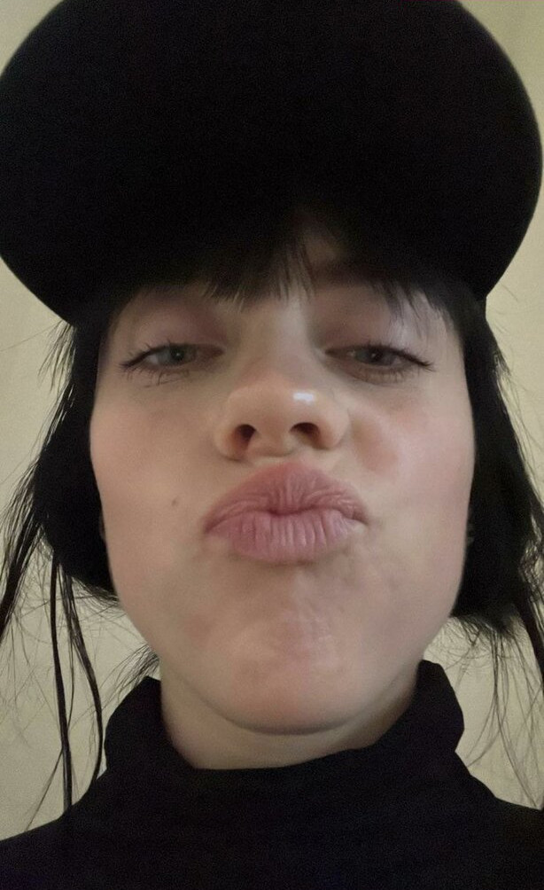 billie-eilish gallery photo #1932
