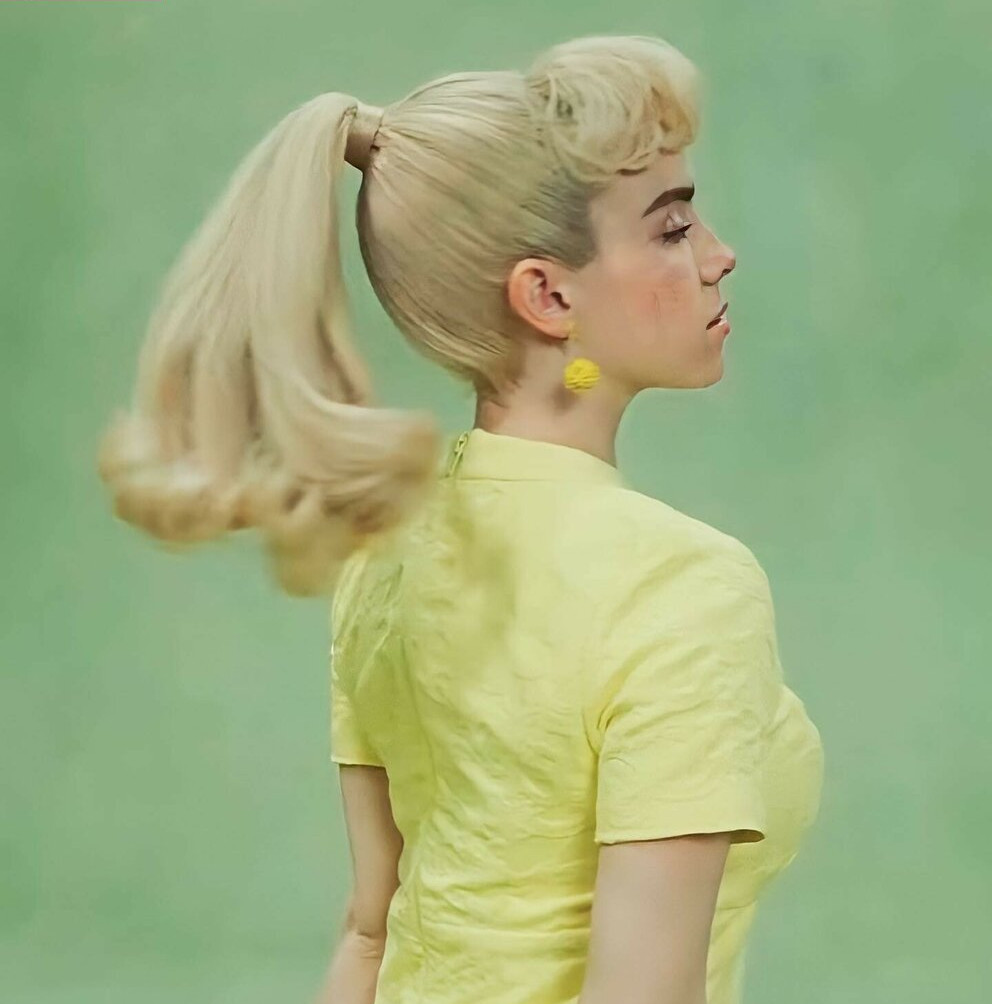 billie-eilish gallery photo #2024