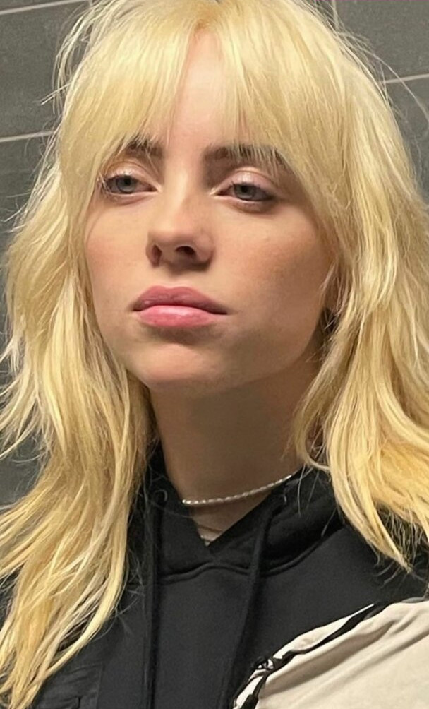 billie-eilish gallery photo #2068