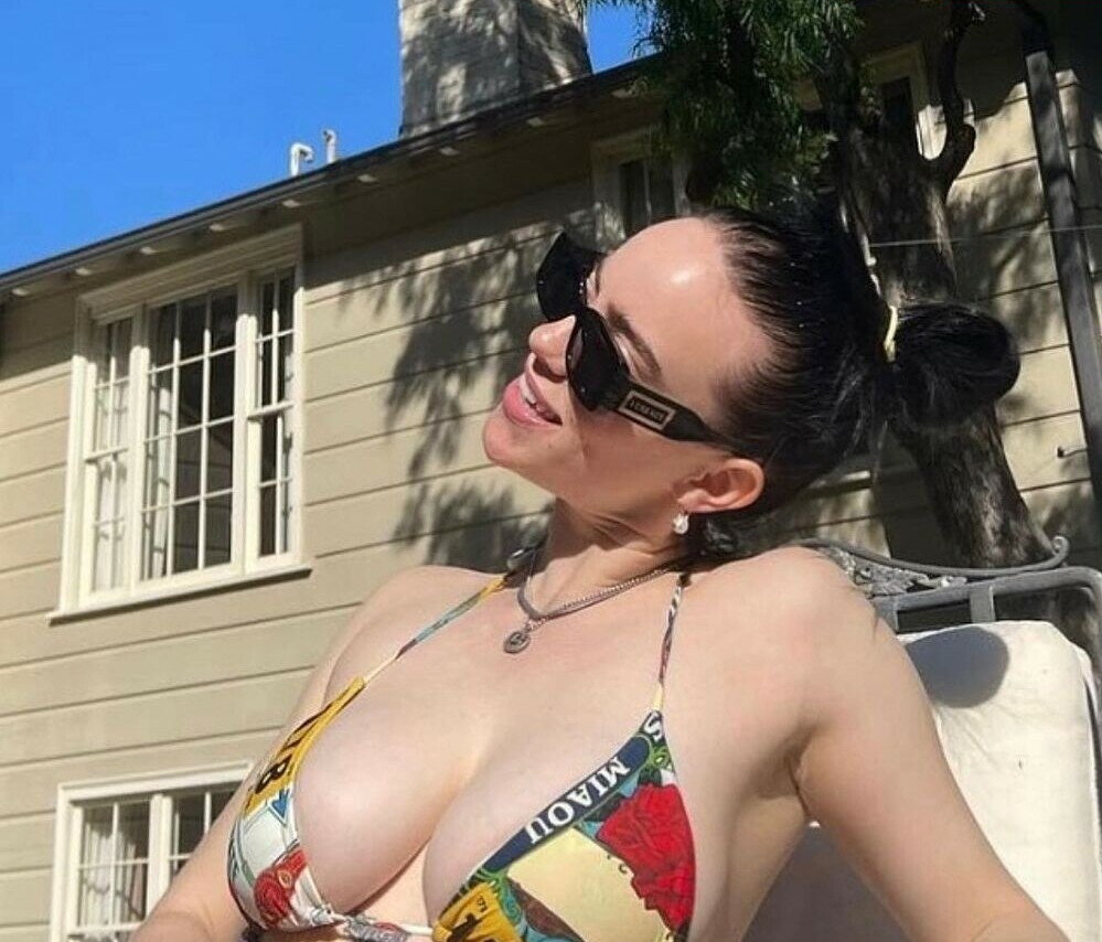 billie-eilish gallery photo #2083