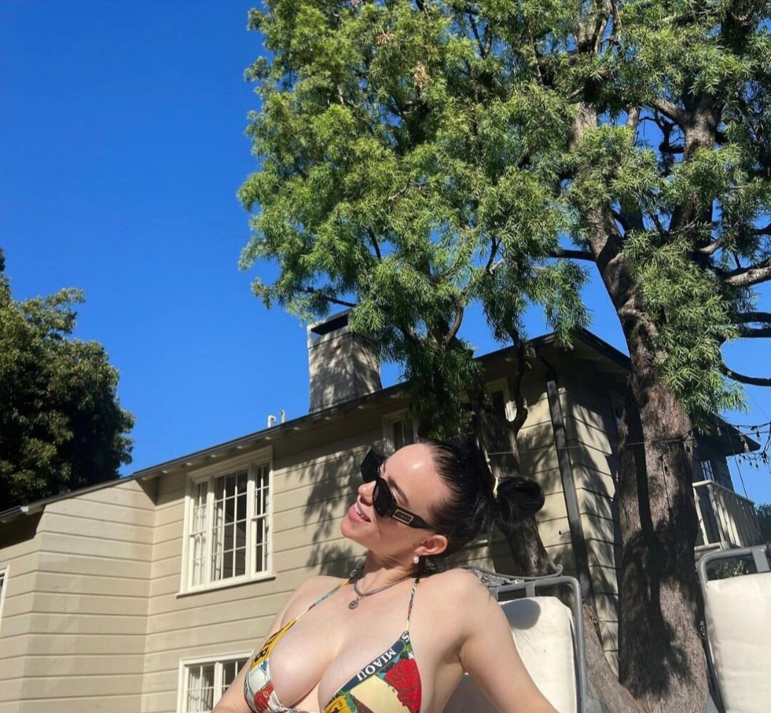 billie-eilish gallery photo #2136