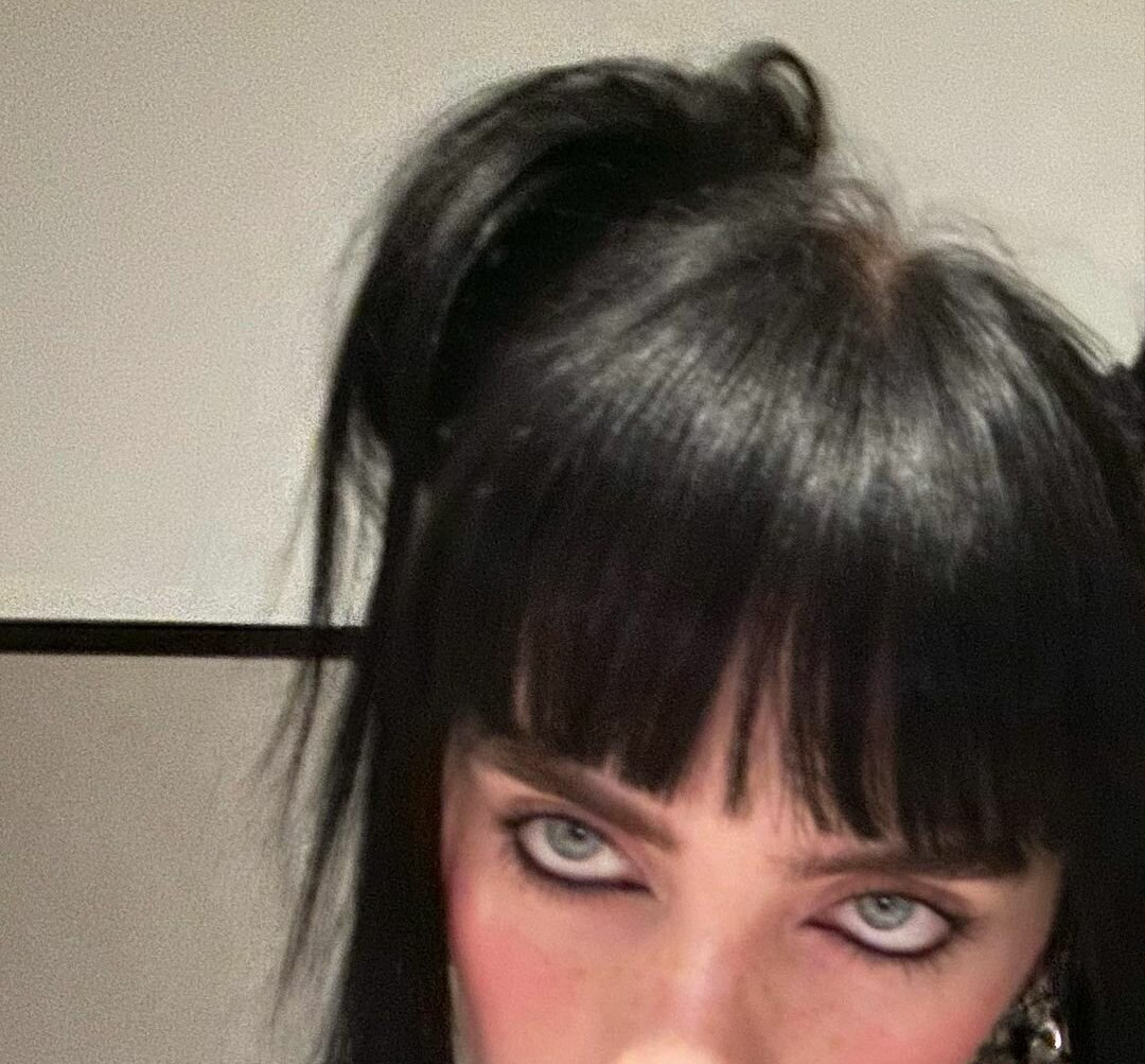 billie-eilish gallery photo #2155