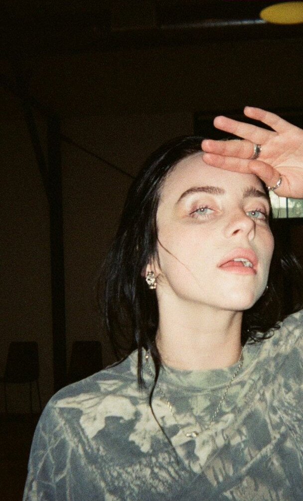 billie-eilish gallery photo #2159