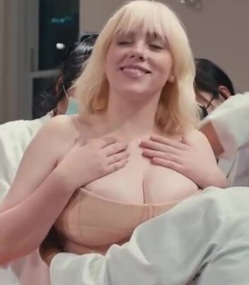 billie-eilish gallery photo #2271