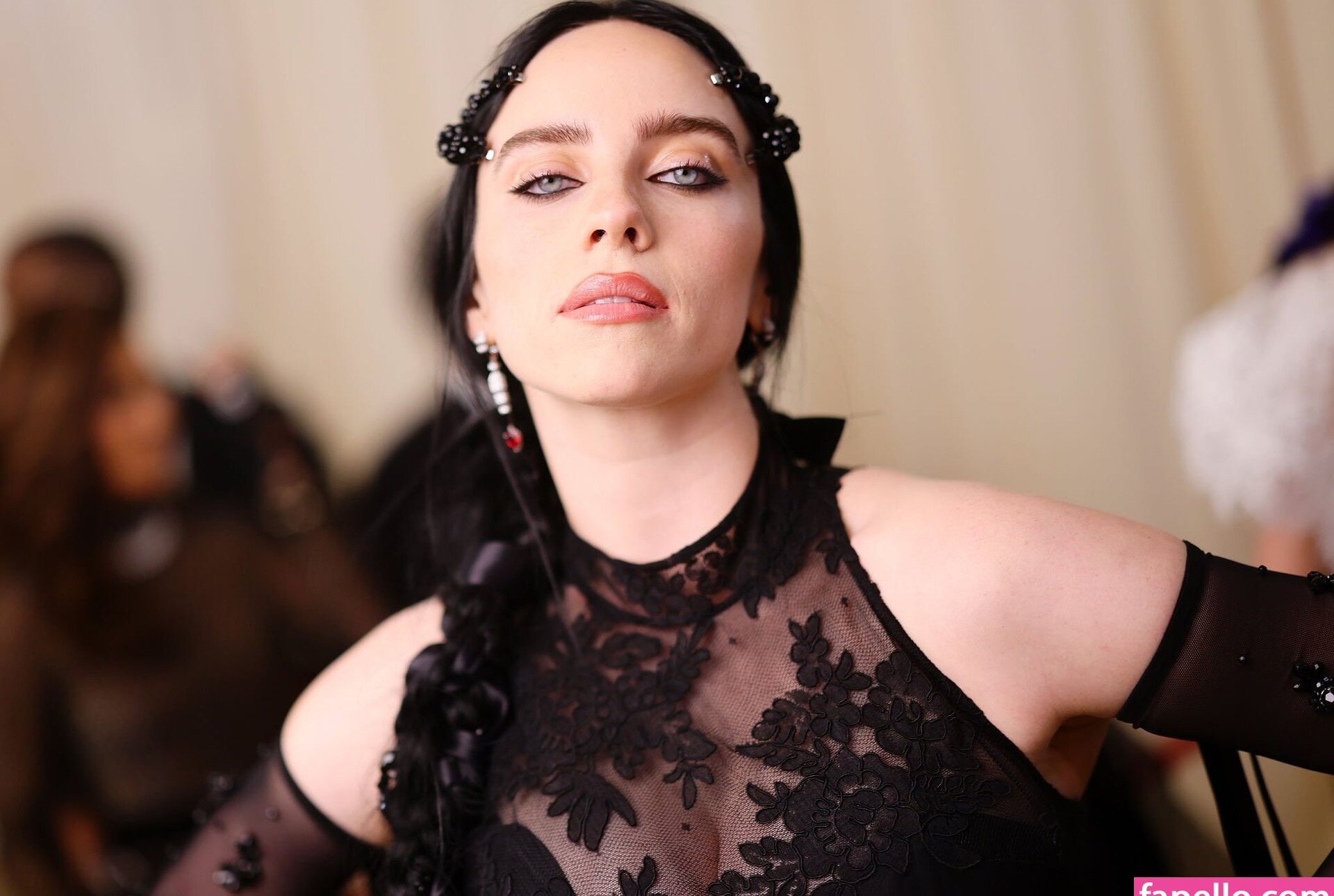 billie-eilish gallery photo #2280
