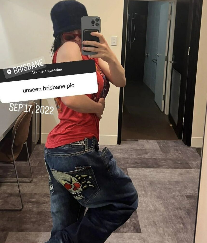 billie-eilish gallery photo #2291