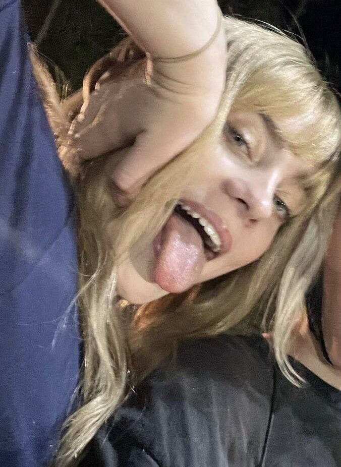 billie-eilish gallery photo #2335