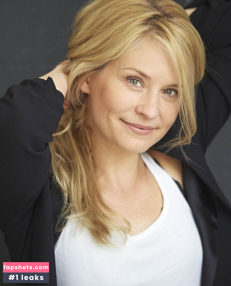 Birte Hanusrichter gallery photo #12