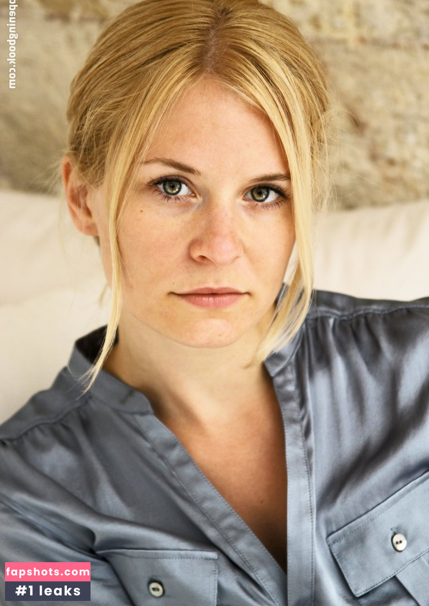 Birte Hanusrichter gallery photo #14