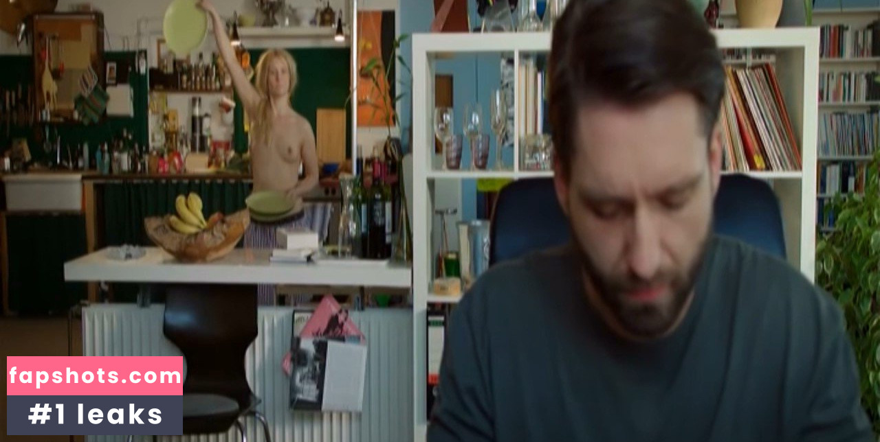 Birte Hanusrichter gallery photo #9