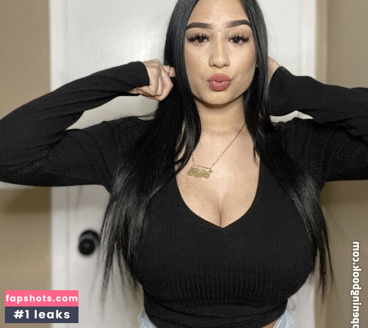 bitamartinezz Nude Leaks OnlyFans Photos #30 - LeakJerk