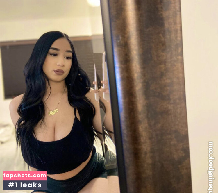 bitamartinezz Nude Leaks OnlyFans Photos #44 - LeakJerk