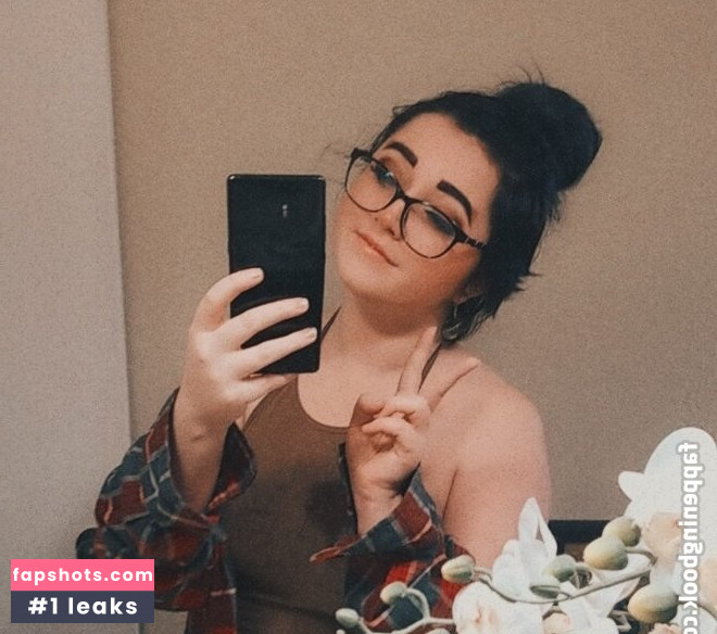 Bitchyswitchy gallery photo #11