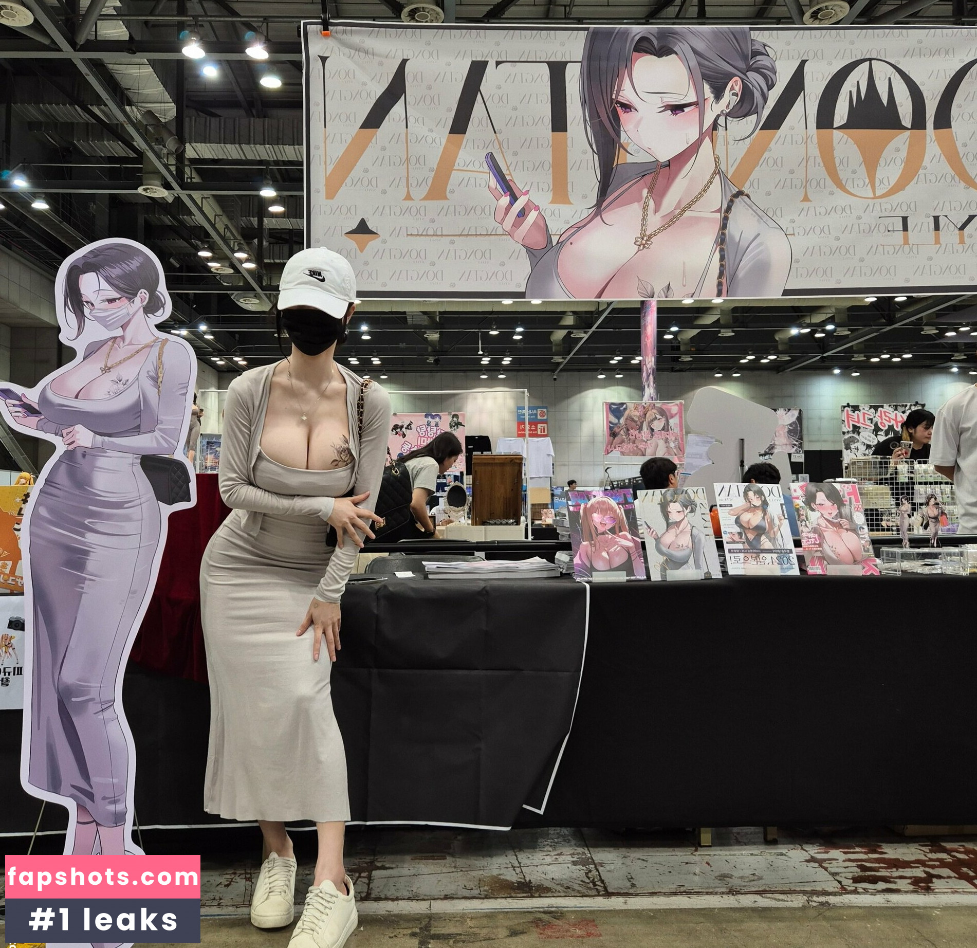 biya1024 nude babe gallery