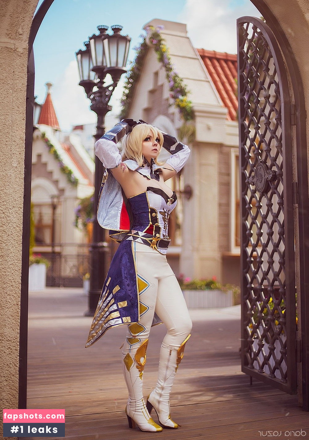 Bizarre Deer gallery photo #24