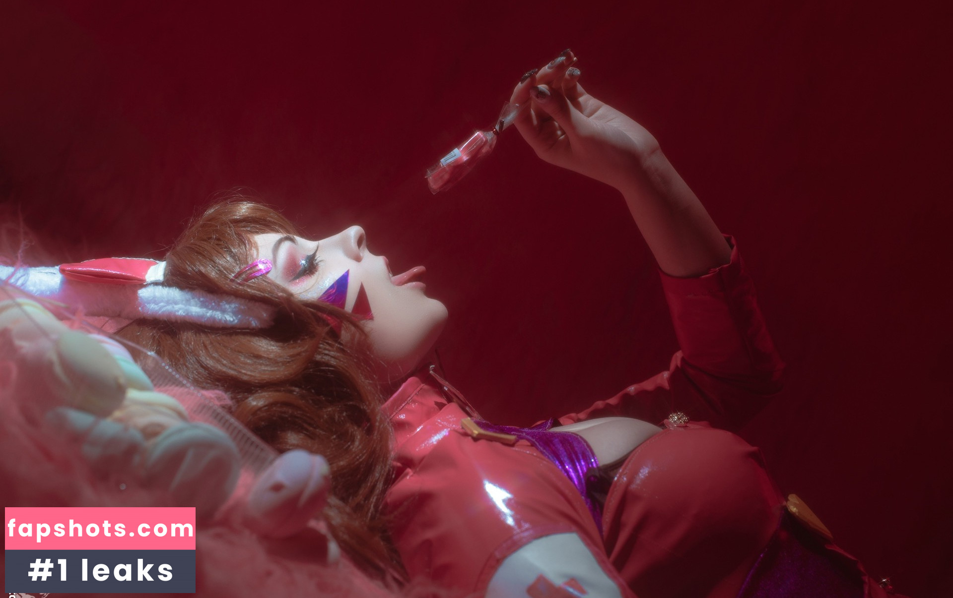 Bizarre Deer gallery photo #36