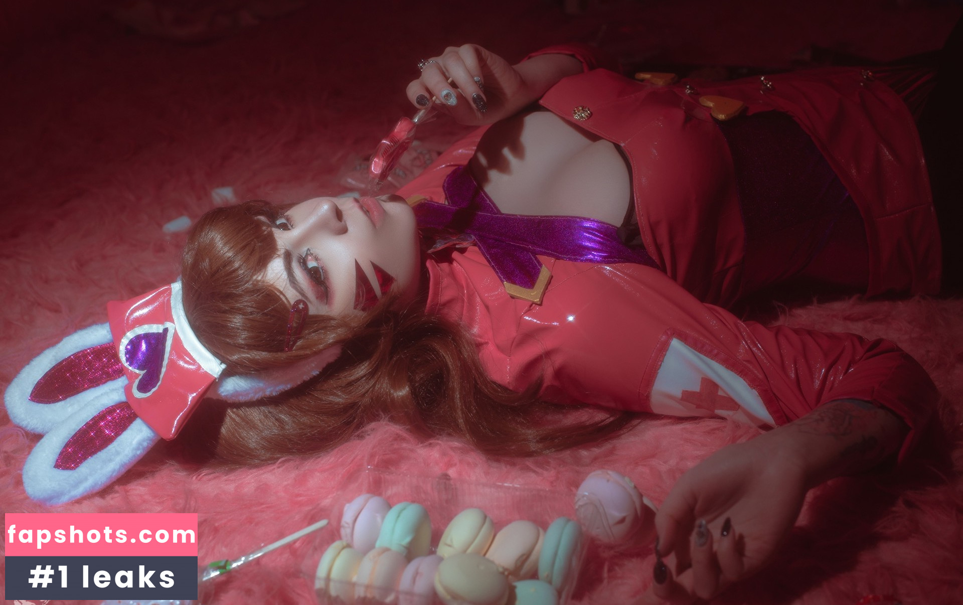 Bizarre Deer gallery photo #39