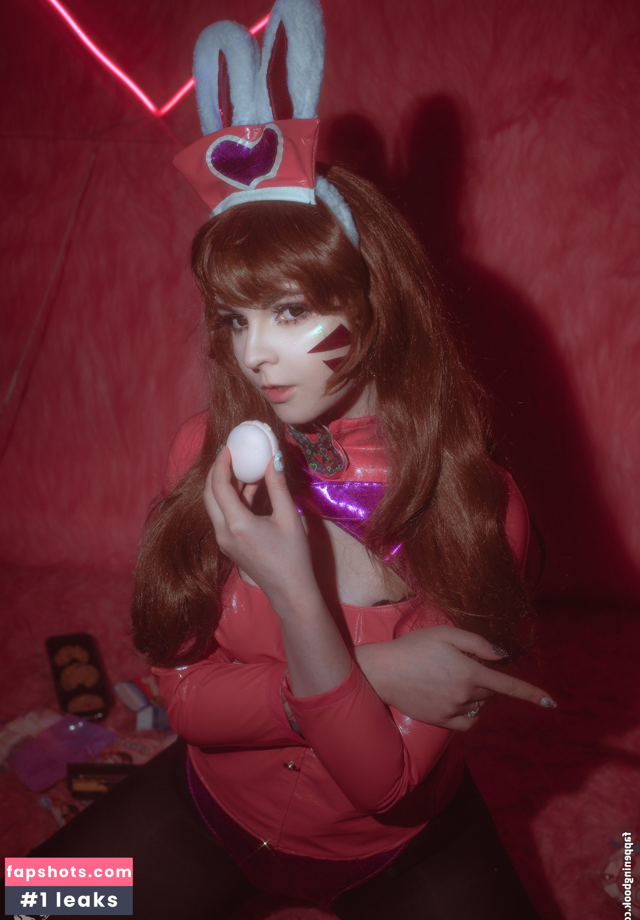 Bizarre Deer gallery photo #44