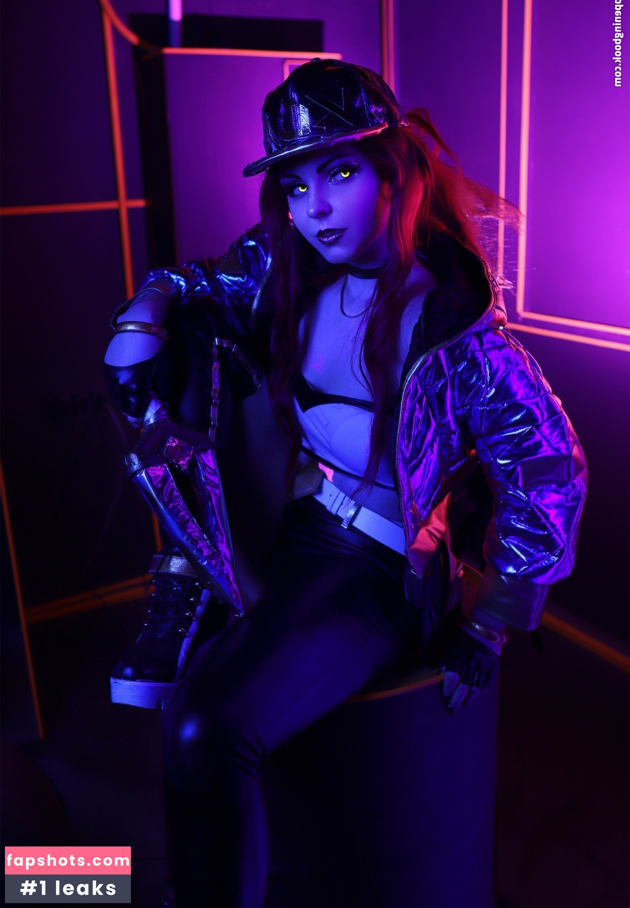 Bizarre Deer gallery photo #54