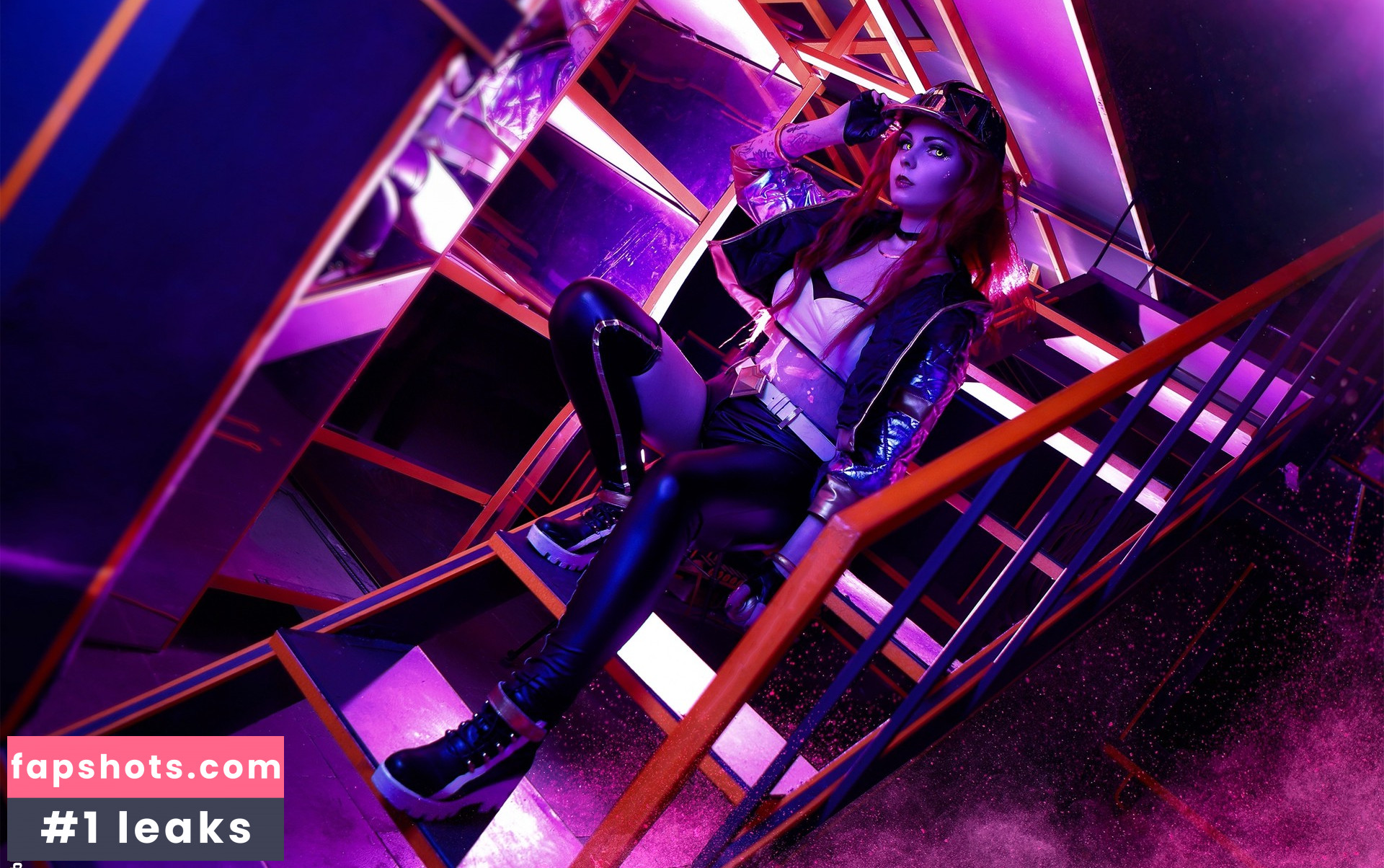 Bizarre Deer nude babe gallery